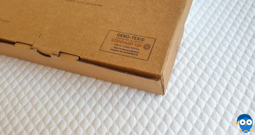 Panda Baby pillow box corner